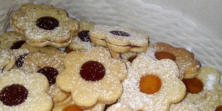 Linecké pečivo, oškvarkové pagáče alebo torta podľa vlastného výberu