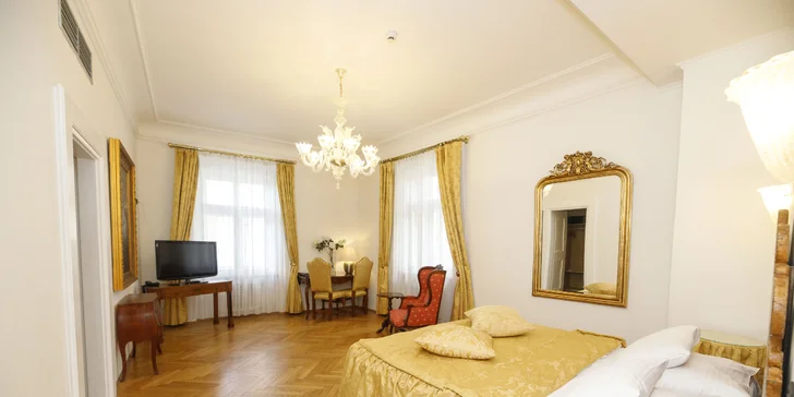 Dovolenka v uličkách stovežatej Prahy: pobyt s raňajkami pár krokov od Karlovho mosta