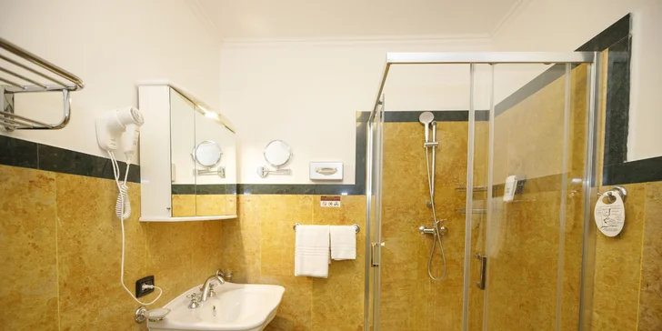 Dovolenka v uličkách stovežatej Prahy: pobyt s raňajkami pár krokov od Karlovho mosta