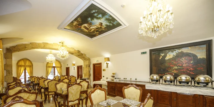 Dovolenka v uličkách stovežatej Prahy: pobyt s raňajkami pár krokov od Karlovho mosta