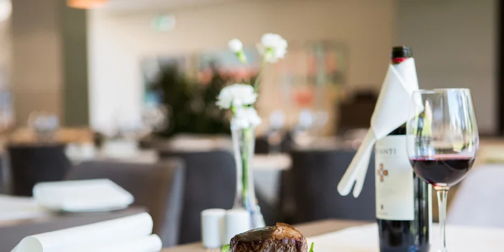 Pobyt v centre Vroclavu: moderný hotel s raňajkami alebo polpenziou