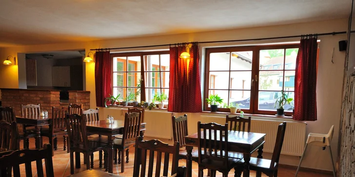 Vyrazte za krásami Českého Krumlova: penzión s raňajkami, 5 minút chôdze od centra