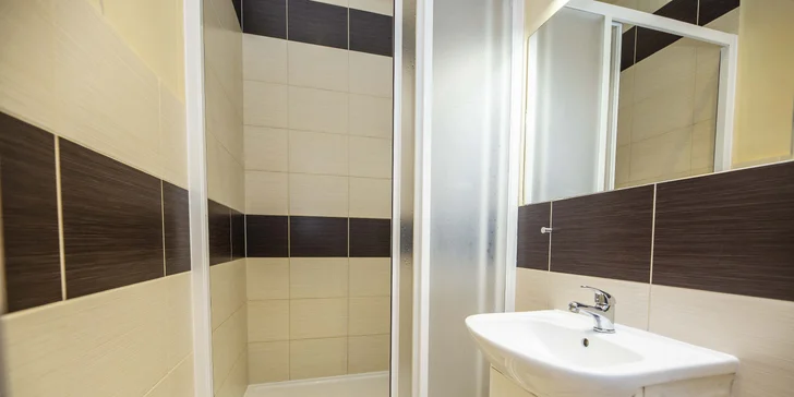 Hostel v pražských Holešoviciach, vrátane bufetových raňajok, bazéna a sauny