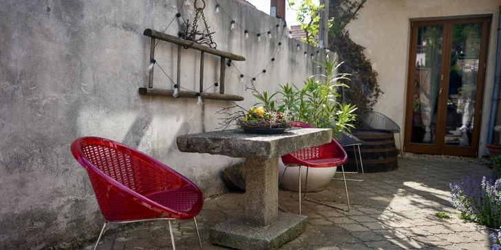 Historický penzión so záhradou priamo pod Sv. kopečkom v Mikulove s výhľadom na zámok