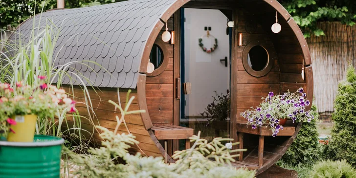 Havaj alebo africké safari v poľskom glampe: luxusné jurty pre 5 osôb s kuchyňou a privátnou vírivkou