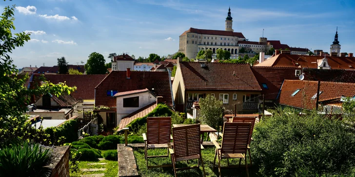 Historický penzión so záhradou priamo pod Sv. kopečkom v Mikulove s výhľadom na zámok