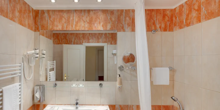 4* luxusný hotel v centre Mariánskych Lázní s wellness a polpenziou