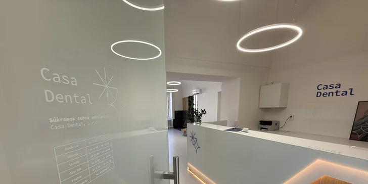 Dentálna hygiena, bielenie zubov alebo štýlový zubný šperk