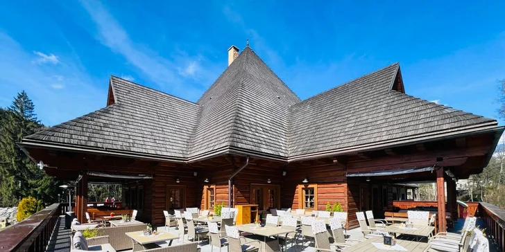 Aktívna dovolenka na Táloch: priestranné izby a apartmány, strava + fľaša šampanského aj wellness