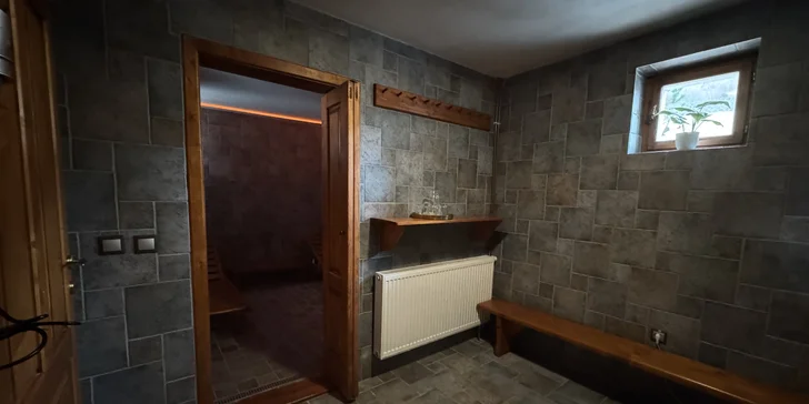 Penzión na Považí so stravou a vstupom do privátneho wellness
