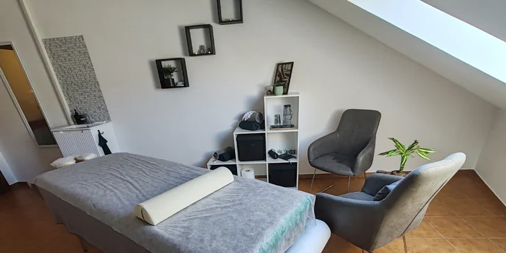 Klasická masáž, mäkké techniky alebo manuálna lymfodrenáž na boj s bolesťou či opuchmi