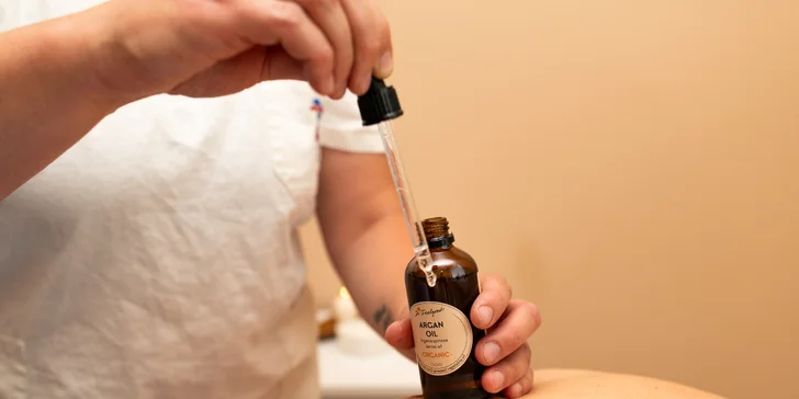 Abhyangam: ajurvédska masáž hlavy alebo celého tela