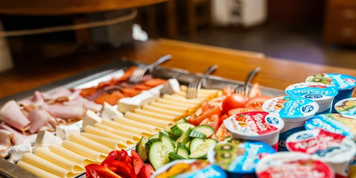 Pohodový pobyt pri Lysej hore s wellnessom, výletmi a stravou