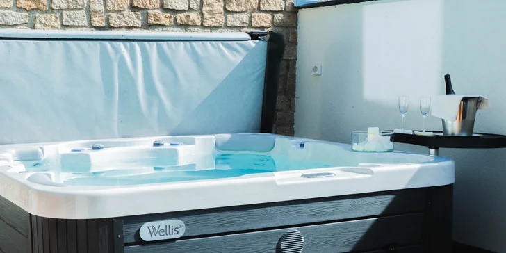 Luxusný 4* pobyt na Vysočine: polpenzia, wellness a jacuzzi