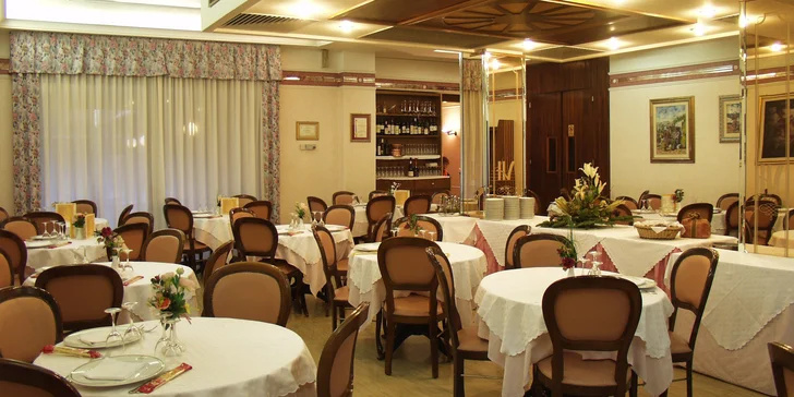 Dovolenka v Rimini: 4 * hotel pri pláži, raňajky alebo až plná penzia +, animačný program