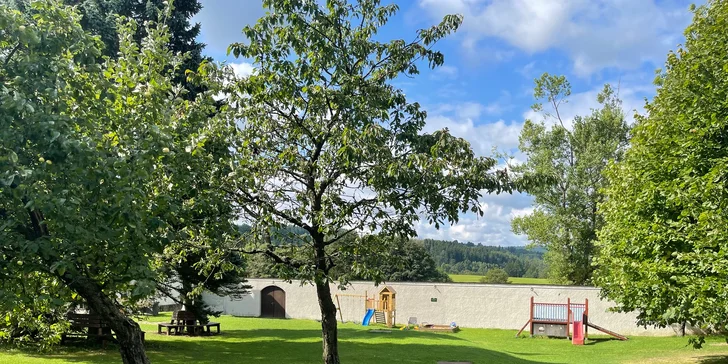 Luxusný 4* pobyt na Vysočine: polpenzia, wellness a jacuzzi