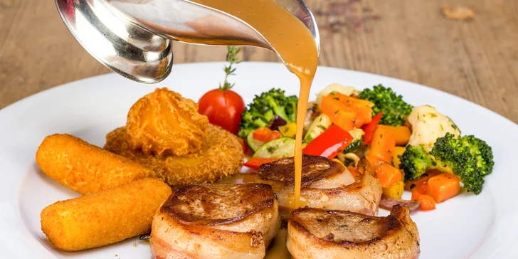 Zima v Tirolsku: 270 km zjazdoviek a zdarma skibus, božský wellness a polpenzia