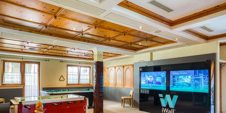 Zima v Tirolsku: 270 km zjazdoviek a zdarma skibus, božský wellness a polpenzia