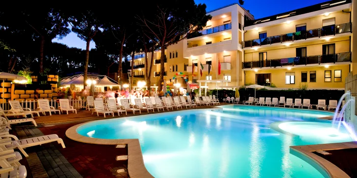 Talianske prázdniny: 4* hotel s bazénom, 500 metrov od pláže, polpenzia aj plná penzia