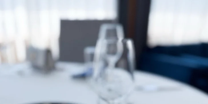 Tematická večera spojená s vyhliadkovou plavbou popod bratislavské mosty
