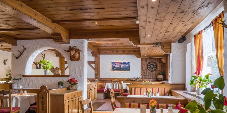 Dovolenka v rakúskom údolí Zillertal: horský hotel s polpenziou a saunovým svetom