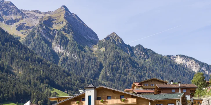 Dovolenka v rakúskom údolí Zillertal: horský hotel s polpenziou a saunovým svetom