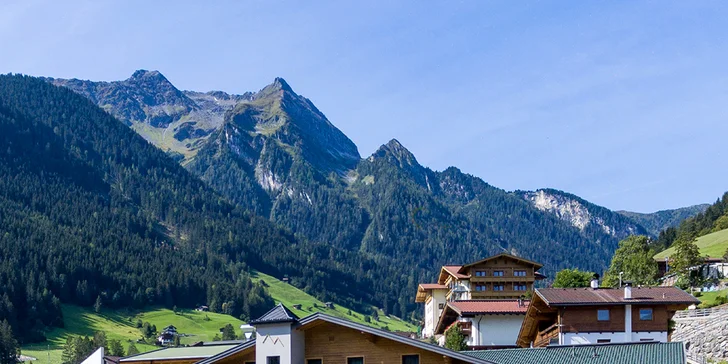 Dovolenka v rakúskom údolí Zillertal: horský hotel s polpenziou a saunovým svetom