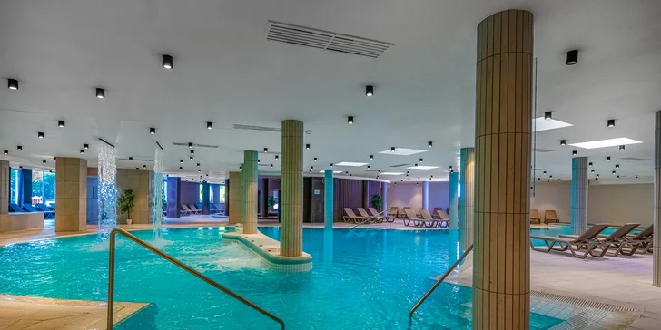 Wellness pobyt s termálnou vodou, saunami aj detským bazénom a množstvo aktivít nielen v lete