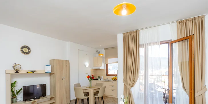Dovolenka v Čiernej Hore: priestranné apartmány s výhľadom na more, výlety do múzea i aquaparku