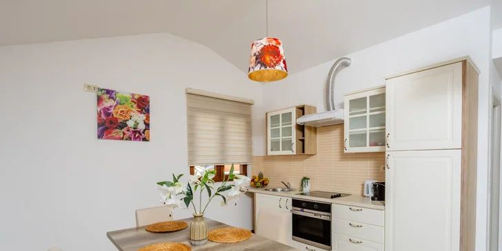 Dovolenka v Čiernej Hore: priestranné apartmány s výhľadom na more, výlety do múzea i aquaparku
