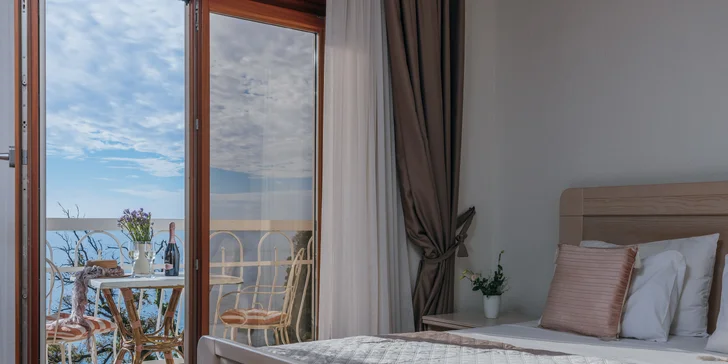 Dovolenka v Čiernej Hore: apartmány s bazénom cca 150 m od pláže