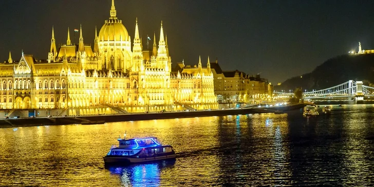 Rozprávková Budapešť: Vyhliadková plavba loďou po Dunaji