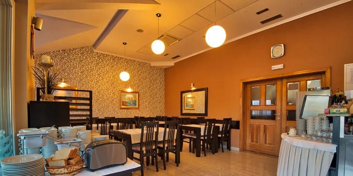 Letovisko Neum: 4* hotel s polpenziou, skvelá poloha 80 m od pláže