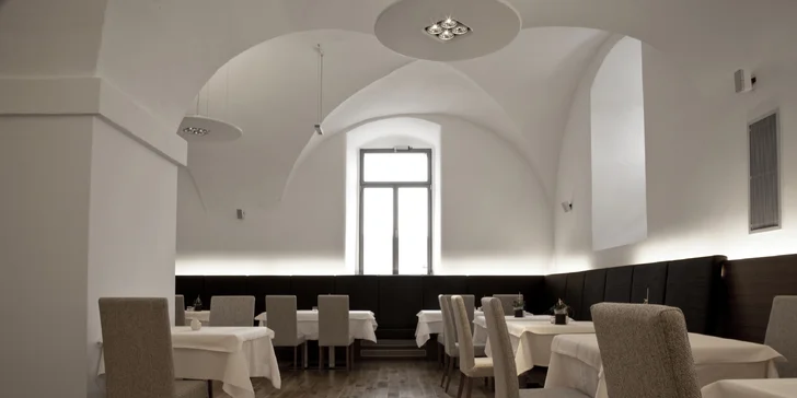 Hotel v kláštore zo 17. storočia s výhľadom na Dunaj: raňajky a wellness, deti zdarma