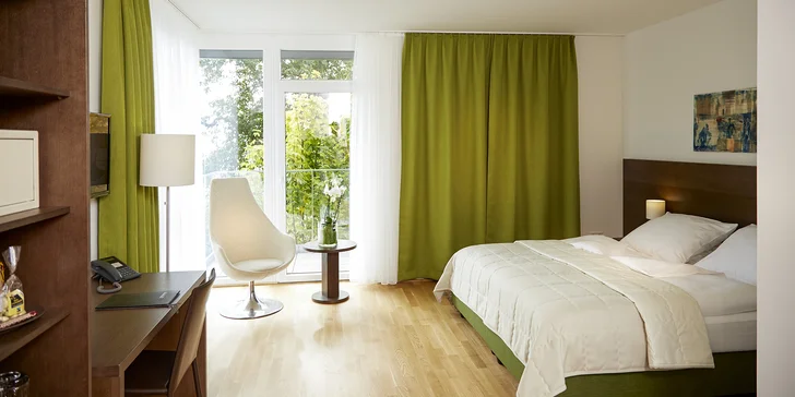 Horné Rakúsko: 4* hotel v meste Wesenufer s polpenziou plus, saunou aj fitness, vr. karty zliav