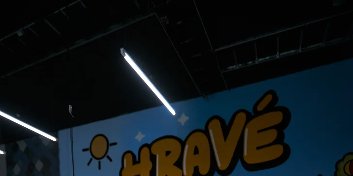 Vstup do najväčšieho vnútorného pieskoviska v Bratislave