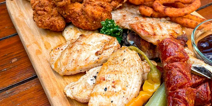 Slatinský grilltanier z penziónu Zlatý Dukát