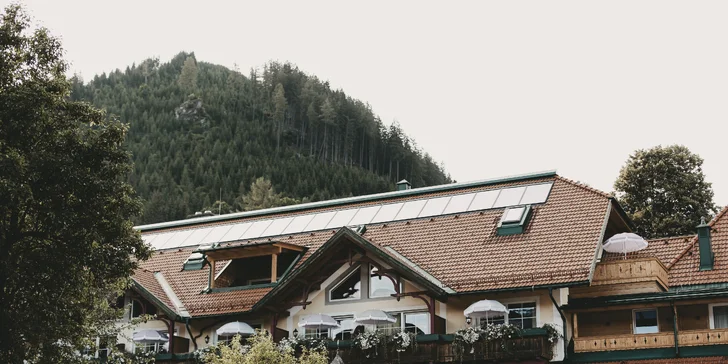 Pobyt v Alpách pre dvoch: nádherný 4* hotel s polpenziou z regionálnych dobrôt a vlastným wellness
