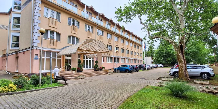 Letné kúpanie a wellness v Hajdúszoboszló: s polpenziou a vstupom do celého Hungarospa