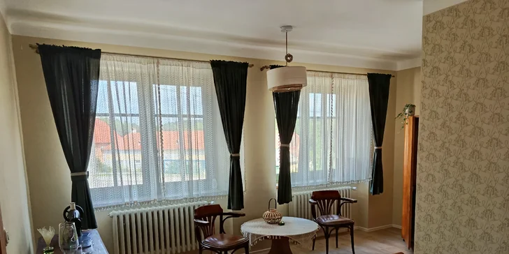 Dovolenka na juhu Moravy pre milovníkov vína: degustácia s neobmedzenou konzumáciou vína aj raňajky