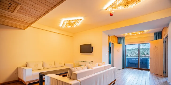 Zakopané s výhľadom a vírivkou: štýlové apartmány, neobmedzený wellness a raňajky v cene