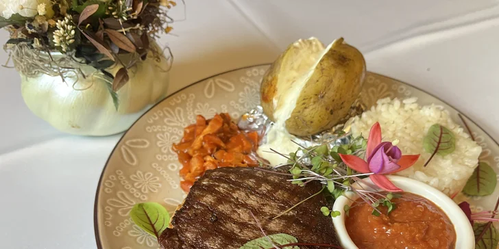 Steak s prílohou podľa vlastného výberu v Reštaurácii u Septima