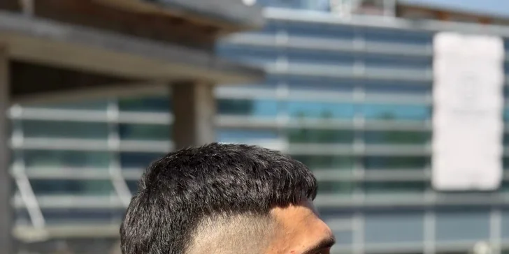 Pánsky barber strih samostatne alebo s úpravou brady