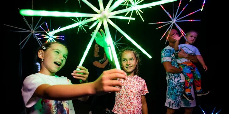 Vstup do jedinečného svetelného parku LuminaVerse pre deti a dospelých