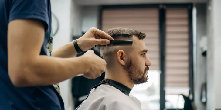 Pánsky barber strih samostatne alebo s úpravou brady