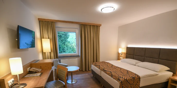 Soľná komora a Traunsee: hotel priamo pri jazere, neobmedzený wellness aj raňajky