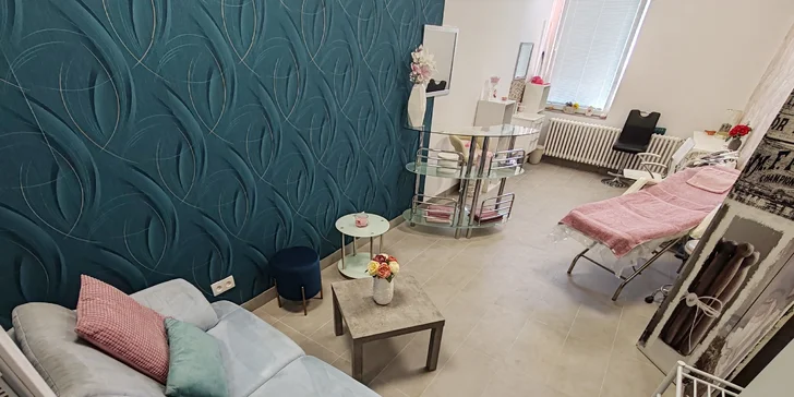 Čistenie pleti s mikromasážou, mezoterapia alebo regeneračné ošetrenie s úpravou obočia