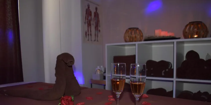 Klasické masáže: Párová masáž s proseccom alebo MedicFoot therapy