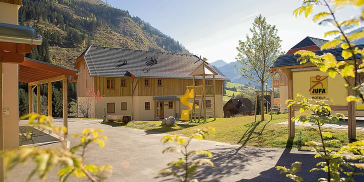 Aktívna dovolenka v Alpách: 3* hotel s polpenziou a lesnou saunou, 5 minút od centra Donnersbachwaldu