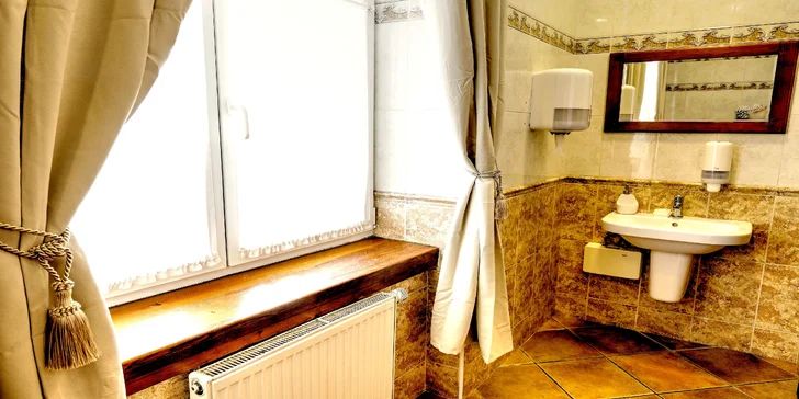Wellness pobyt v Pardubiciach: izby či domček s vírivkou a saunou, soľná jaskyňa aj privátny wellness